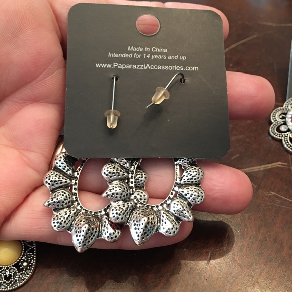 NWT EARRINGS - Picture 2 of 2